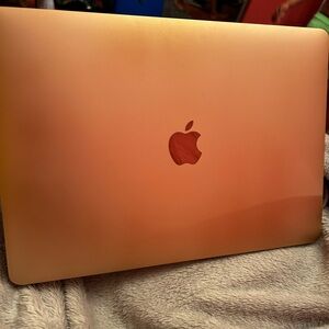 Mac Book Air 13.3 inches